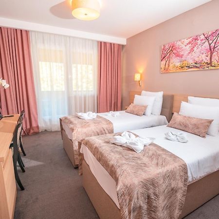 Garden City Hotel Konjic Ngoại thất bức ảnh