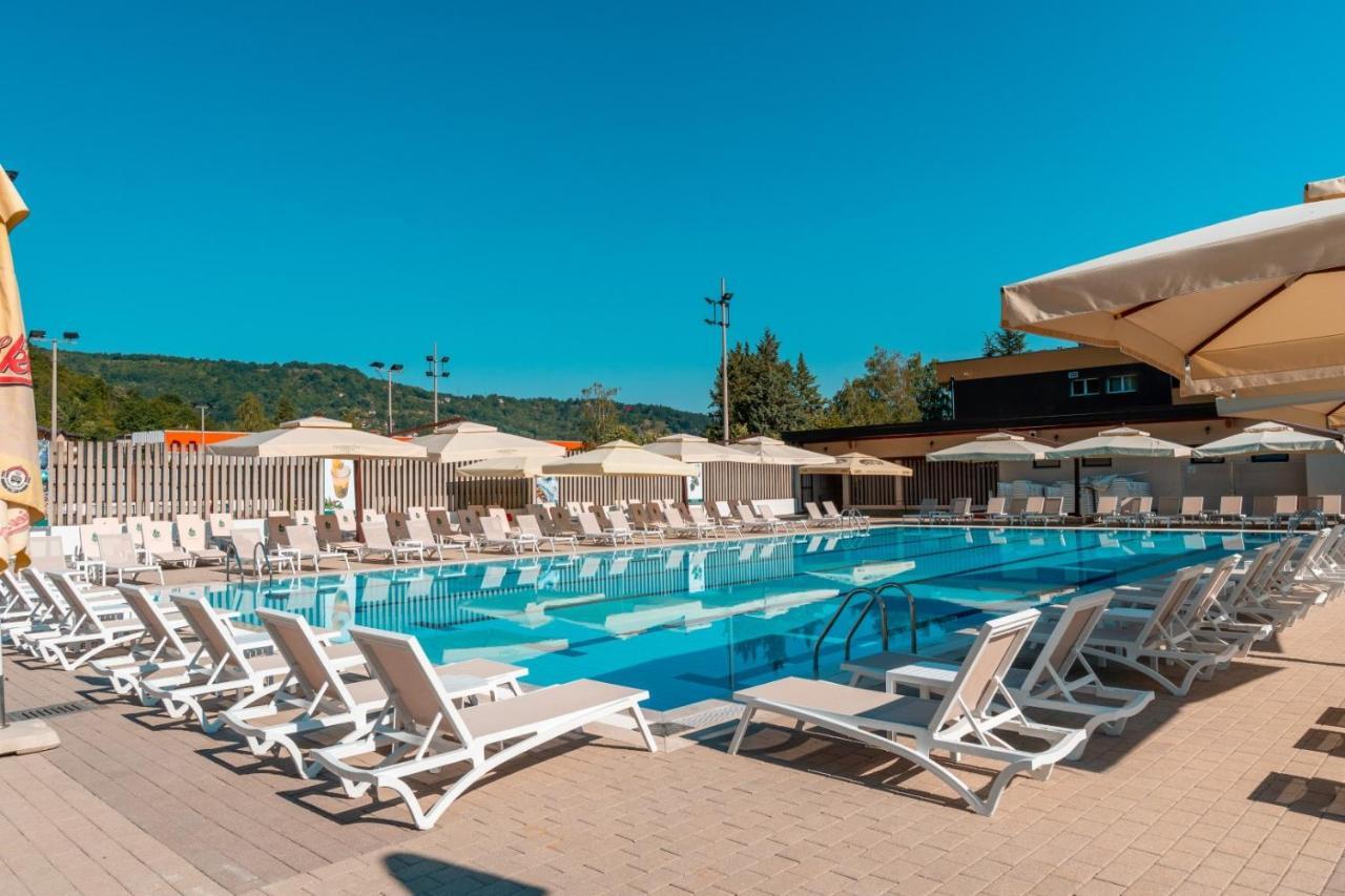 Garden City Hotel Konjic Ngoại thất bức ảnh