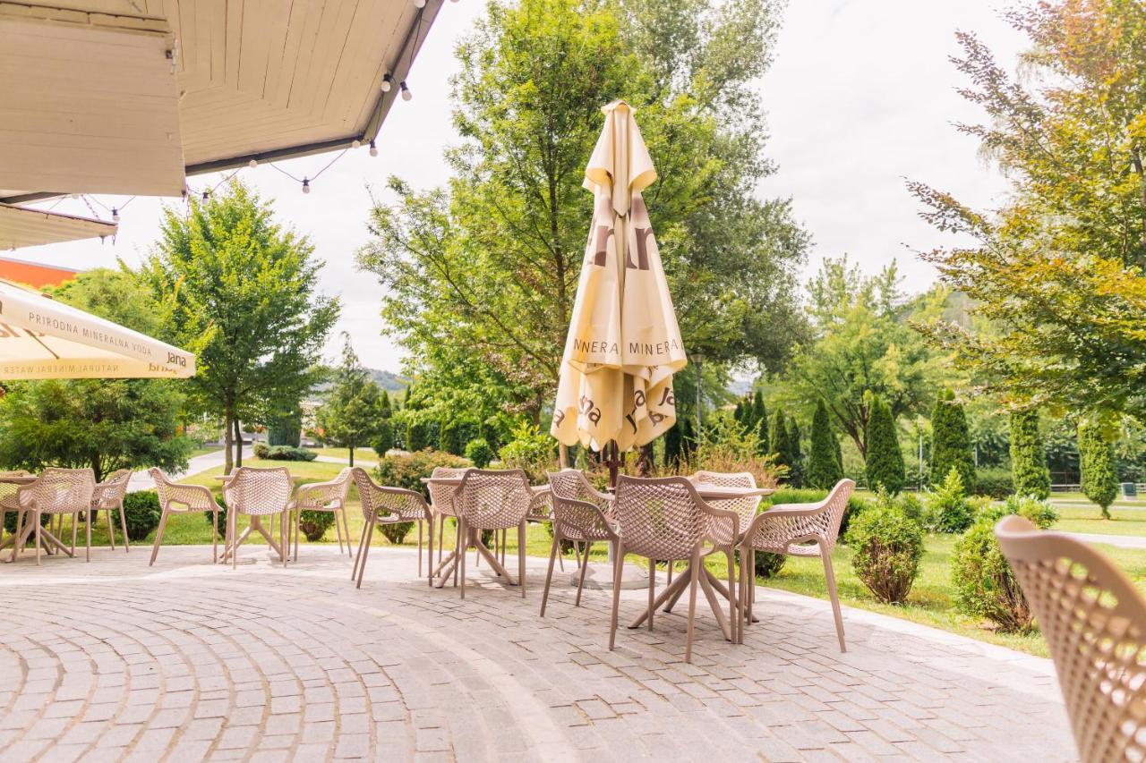 Garden City Hotel Konjic Ngoại thất bức ảnh
