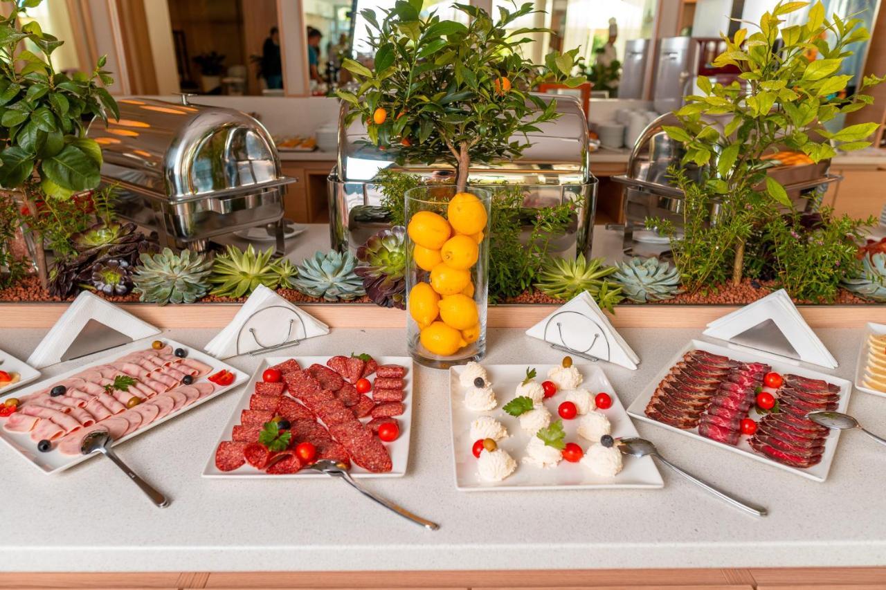 Garden City Hotel Konjic Ngoại thất bức ảnh
